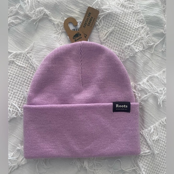 Roots Toque - Picture 4 of 6